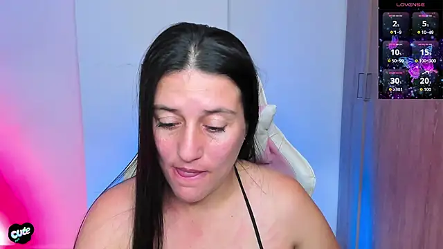 Saskyaa online show from November 24, 2025, 2:06 pm