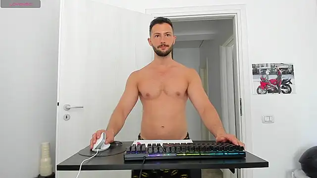 ZackFraser online show from July 26, 2026, 9:38 am
