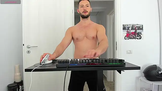 ZackFraser online show from July 13, 2026, 8:13 am