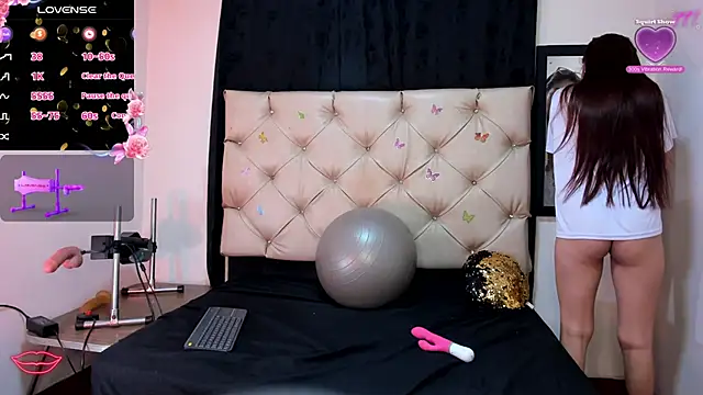 cleopatraa online show from March 6, 2026, 11:22 pm