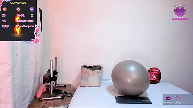 cleopatraa online show from November 13, 2025, 10:13 pm