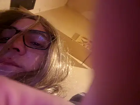 Savzybiggape online show from June 10, 2026, 10:55 pm