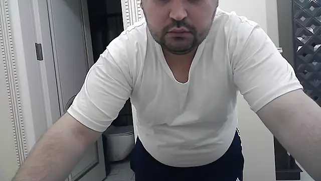 KIZLAZIMYaa online show from December 17, 2024, 7:26 pm