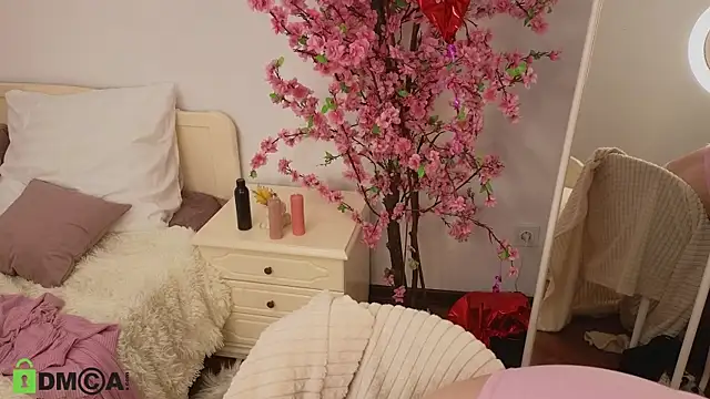 Charlotte wow online show from March 7, 2025, 1:53 am