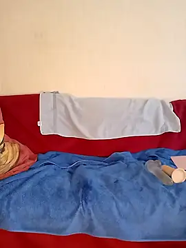 Snapshot of cricrimodele chatting on January 25, 2025, 11:13 am cricrimodele online show from January 25, 2025, 11:13 am