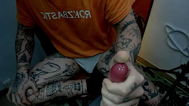 layneinchains online show from September 29, 2025, 8:25 pm