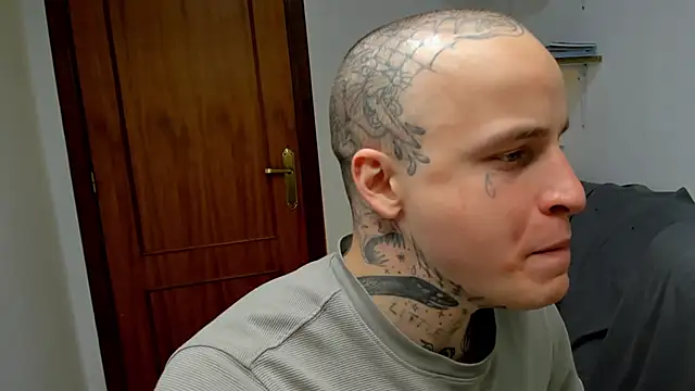 layneinchains online show from March 21, 2026, 2:21 pm