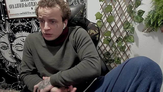 layneinchains online show from March 3, 2025, 4:26 pm