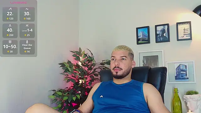 Snapshot of HenryBenso chatting on March 3, 2026, 5:53 pm HenryBenso online show from March 3, 2026, 5:53 pm