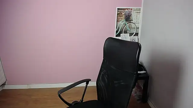 viktoria lovely online show from September 10, 2025, 6:45 am