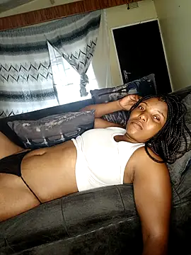 Snapshot of KiaraKim99 chatting on January 8, 2026, 2:23 pm KiaraKim99 online show from January 8, 2026, 2:23 pm