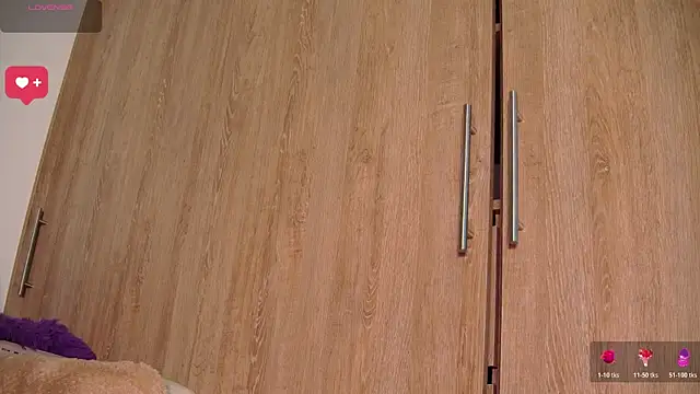 aidaadams online show from February 14, 2026, 11:43 am