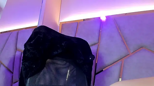 Kloe Candy1 online show from August 5, 2026, 5:56 am