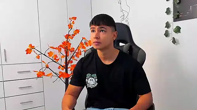 Snapshot of Bray_Kevin chatting on January 6, 2026, 5:50 pm Bray Kevin online show from January 6, 2026, 5:50 pm