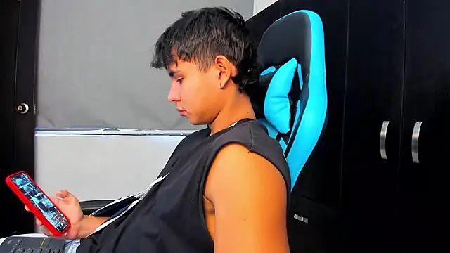 Snapshot of Bray_Kevin chatting on October 15, 2025, 6:16 pm Bray Kevin online show from October 15, 2025, 6:16 pm