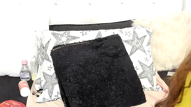 BellaaStarlix online show from March 20, 2025, 8:53 am