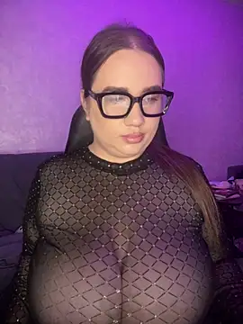 GabiBoobs online show from June 4, 2026, 5:39 pm