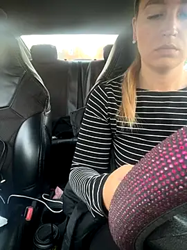 StasyWood online show from October 18, 2025, 1:07 am