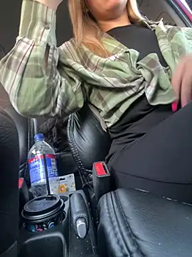 StasyWood online show from October 12, 2025, 1:07 am