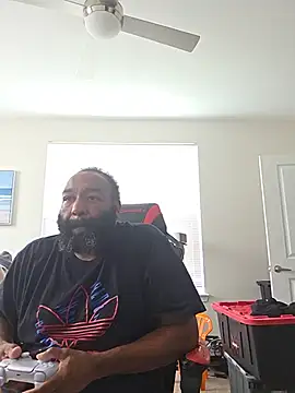 Bearhoney843 online show from August 8, 2026, 8:16 pm