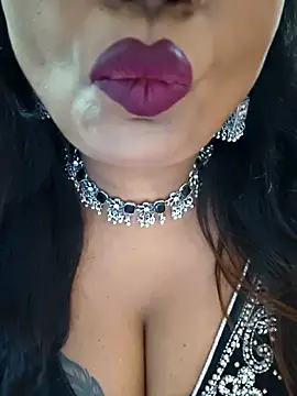 YR-SHIVANI online show from February 3, 2026, 7:13 am