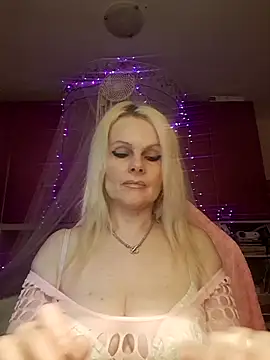 Angeldevilus online show from October 1, 2025, 11:19 pm