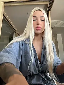 violettabunny03 online show from February 17, 2026, 1:14 am