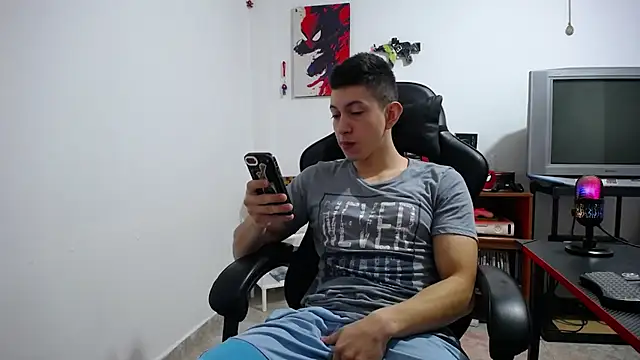 Iam yourbabyprincess XD online show from November 5, 2025, 5:49 pm