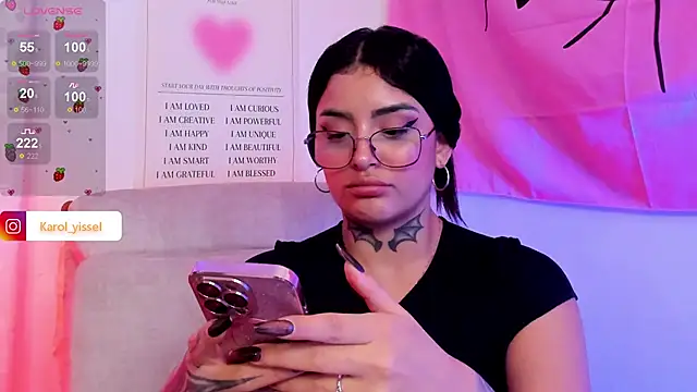 Hinataw33d01 online show from March 15, 2025, 8:21 pm