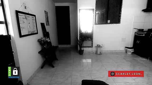 Scarletleon77 online show from February 10, 2026, 2:05 pm