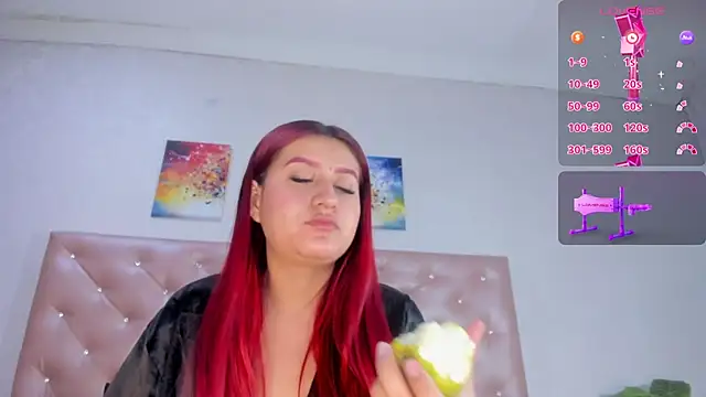 paulinasaeEnz online show from September 25, 2025, 1:17 pm