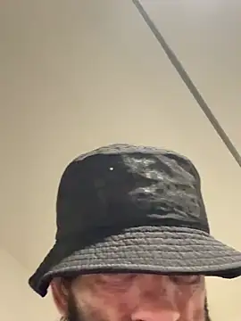 Sluckkkbigdk online show from April 2, 2026, 10:33 am