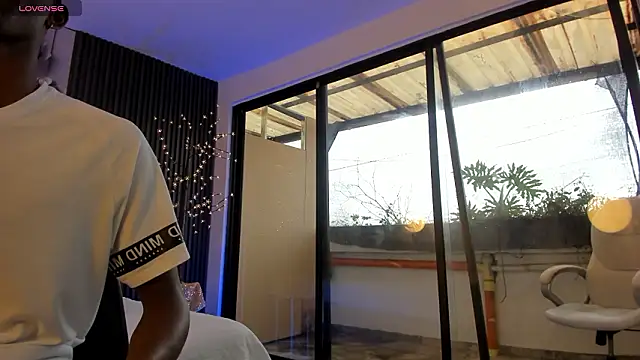 JacksonMuller  online show from February 3, 2026, 1:27 pm