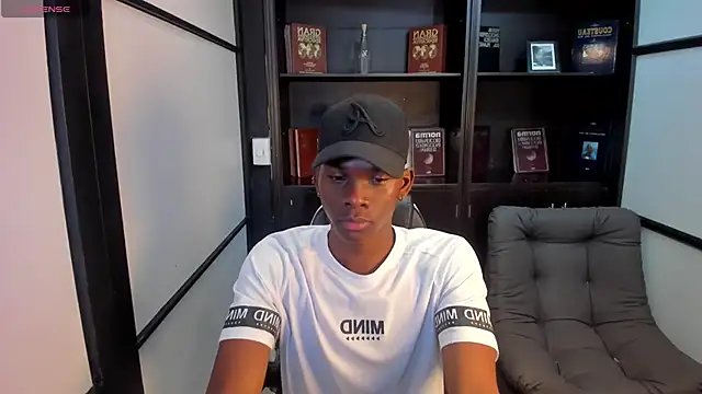 JacksonMuller  online show from October 30, 2025, 2:04 pm