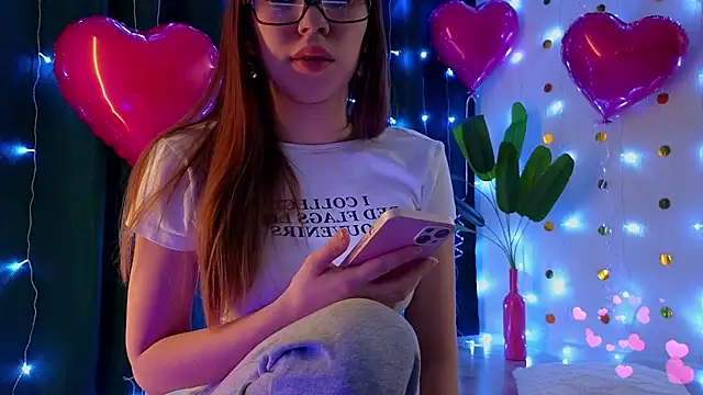Snapshot of kristina_amurova chatting on February 9, 2026, 7:56 pm kristina amurova online show from February 9, 2026, 7:56 pm