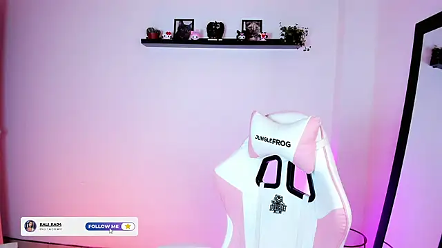 kali ka  online show from November 24, 2025, 6:30 pm