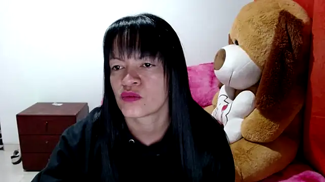 Cristal w online show from March 21, 2026, 4:25 am