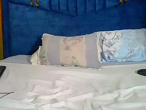 QueenMelisa online show from July 15, 2026, 4:30 am