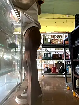 Rosa 998 online show from October 2, 2025, 12:47 am