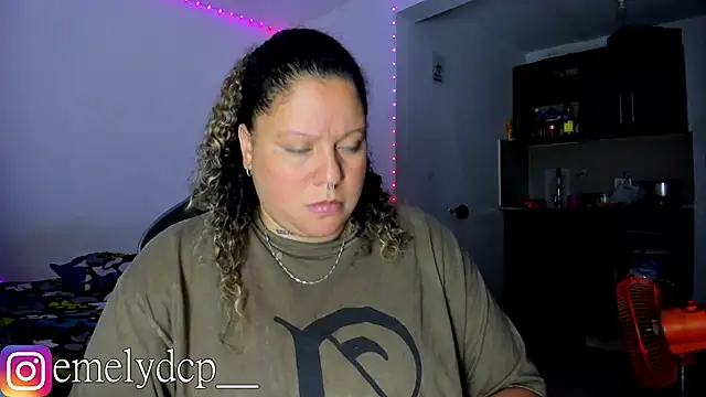 mariana maze online show from September 23, 2025, 5:14 am