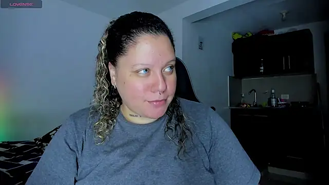 mariana maze online show from February 26, 2025, 11:43 am