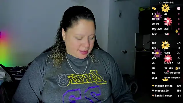 mariana maze online show from February 24, 2025, 7:22 am