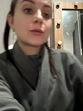 ellie ssexy online show from October 19, 2025, 8:22 pm