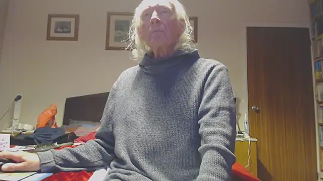 WaverlyKernow online show from October 10, 2025, 9:37 pm