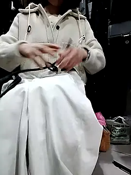 Snapshot of _Vitamin_Sex_ chatting on December 17, 2025, 3:22 am Vitamin Sex online show from December 17, 2025, 3:22 am