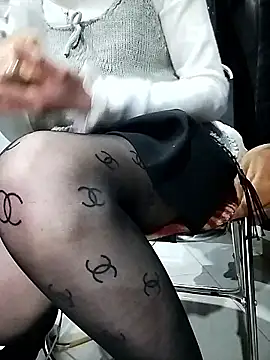 Snapshot of _Vitamin_Sex_ chatting on January 14, 2026, 3:43 am Vitamin Sex online show from January 14, 2026, 3:43 am