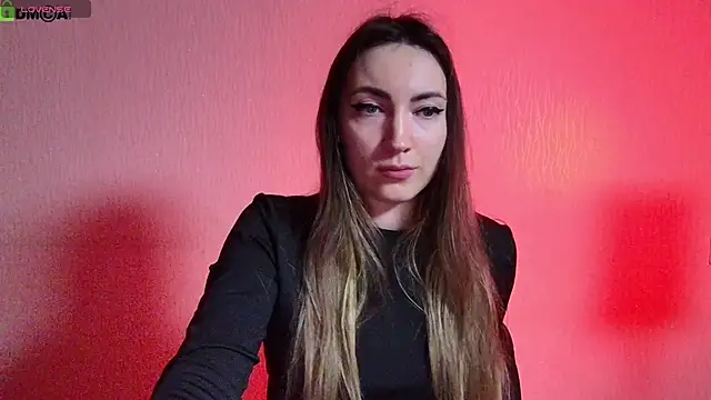 cute  angell online show from October 21, 2025, 5:45 pm