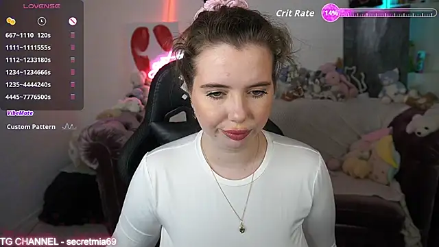 SecretDesireMe online show from October 5, 2025, 9:27 pm