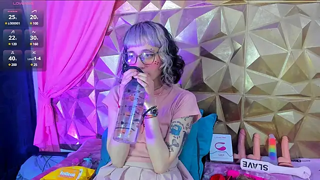 neeko princes online show from March 10, 2025, 3:20 pm