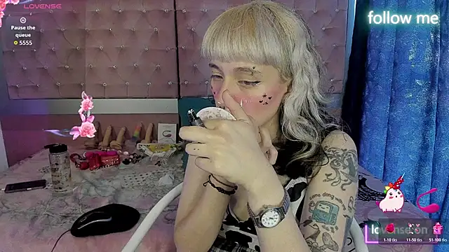 neeko princes online show from April 30, 2026, 12:34 pm